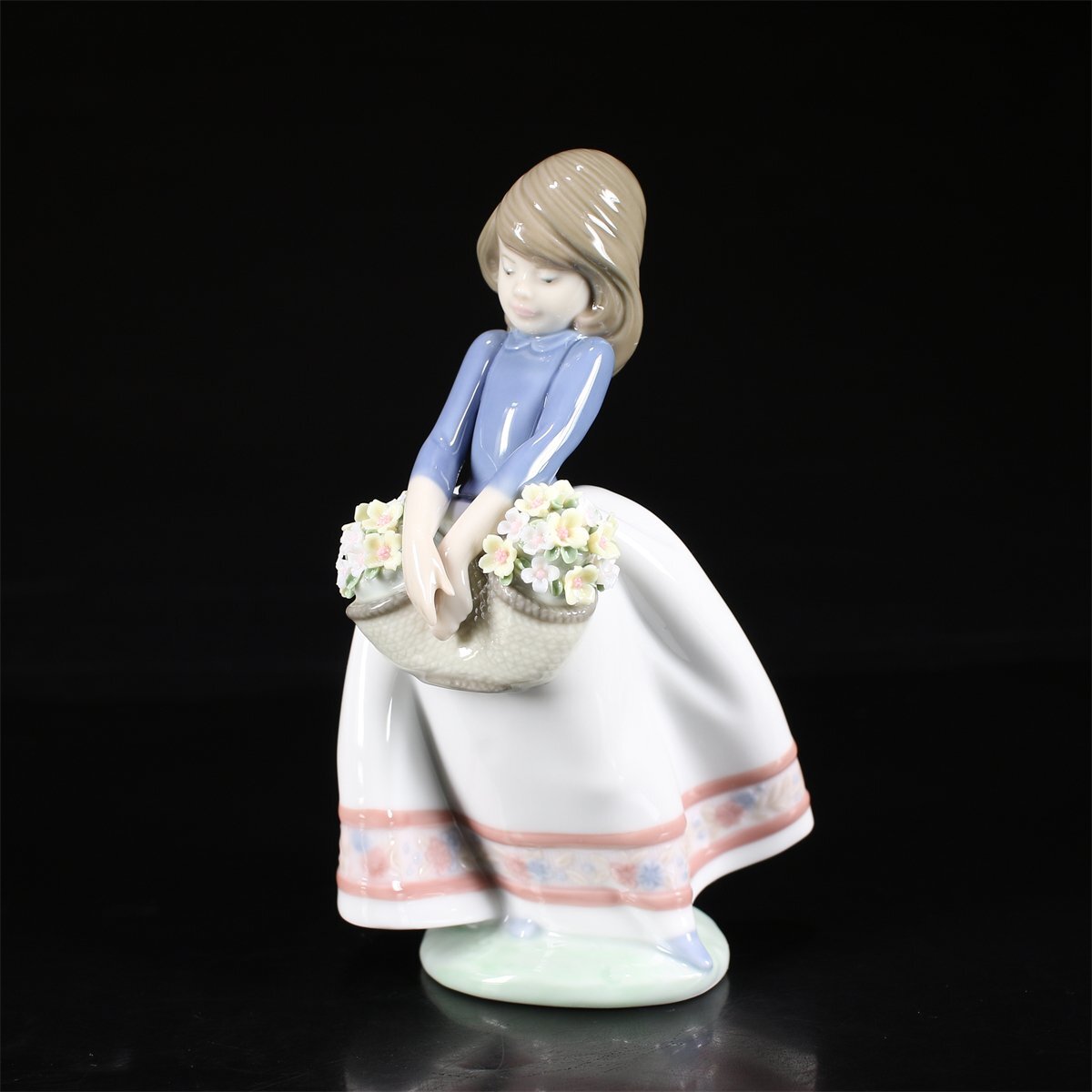 【吉】CK033 LLADRO 【リヤドロ】 フィギュリン 磁器人形 花籠美少女 置物 高17.5㎝／共箱付 美品！_5
