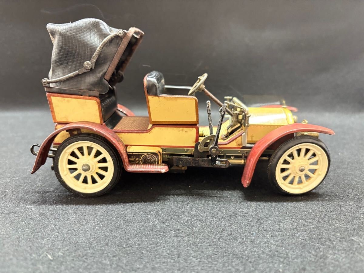 ★ブリキ・ミニカー・Mercedes Benz★アンティーク/レトロ/アメ車/車置き物/おもちゃ/ビンテージ/全長約20㎝ 幅約9㎝ 高さ約12㎝_3