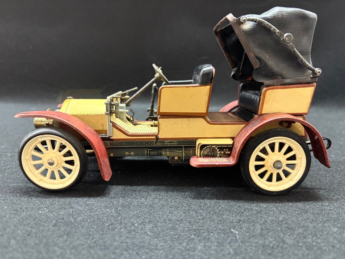 ★ブリキ・ミニカー・Mercedes Benz★アンティーク/レトロ/アメ車/車置き物/おもちゃ/ビンテージ/全長約20㎝ 幅約9㎝ 高さ約12㎝_4