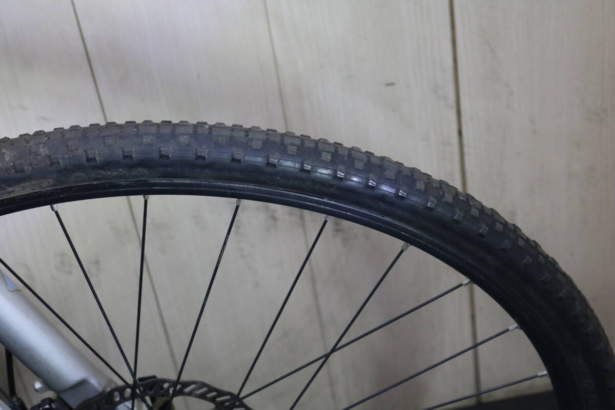 人気良品！LOUIS GARNEAUルイガノLGS-TRX3 700C アルミ シマノ24速 420mm ディスクブレーキ仕様 クロスバイク_4