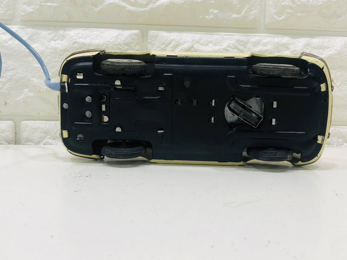 N108☆1円～昭和レトロ 当時物 旧バンダイ 1/16 ポルシェ 911 電動
