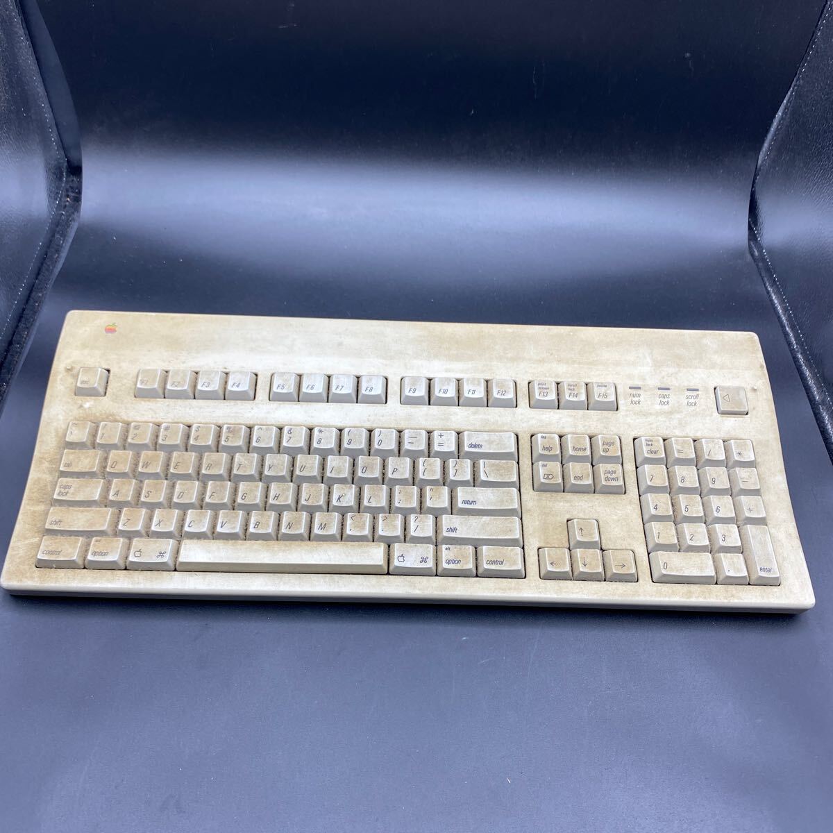 Macintosh LC630 キーボード　動作未確認　ジャンク扱い_1