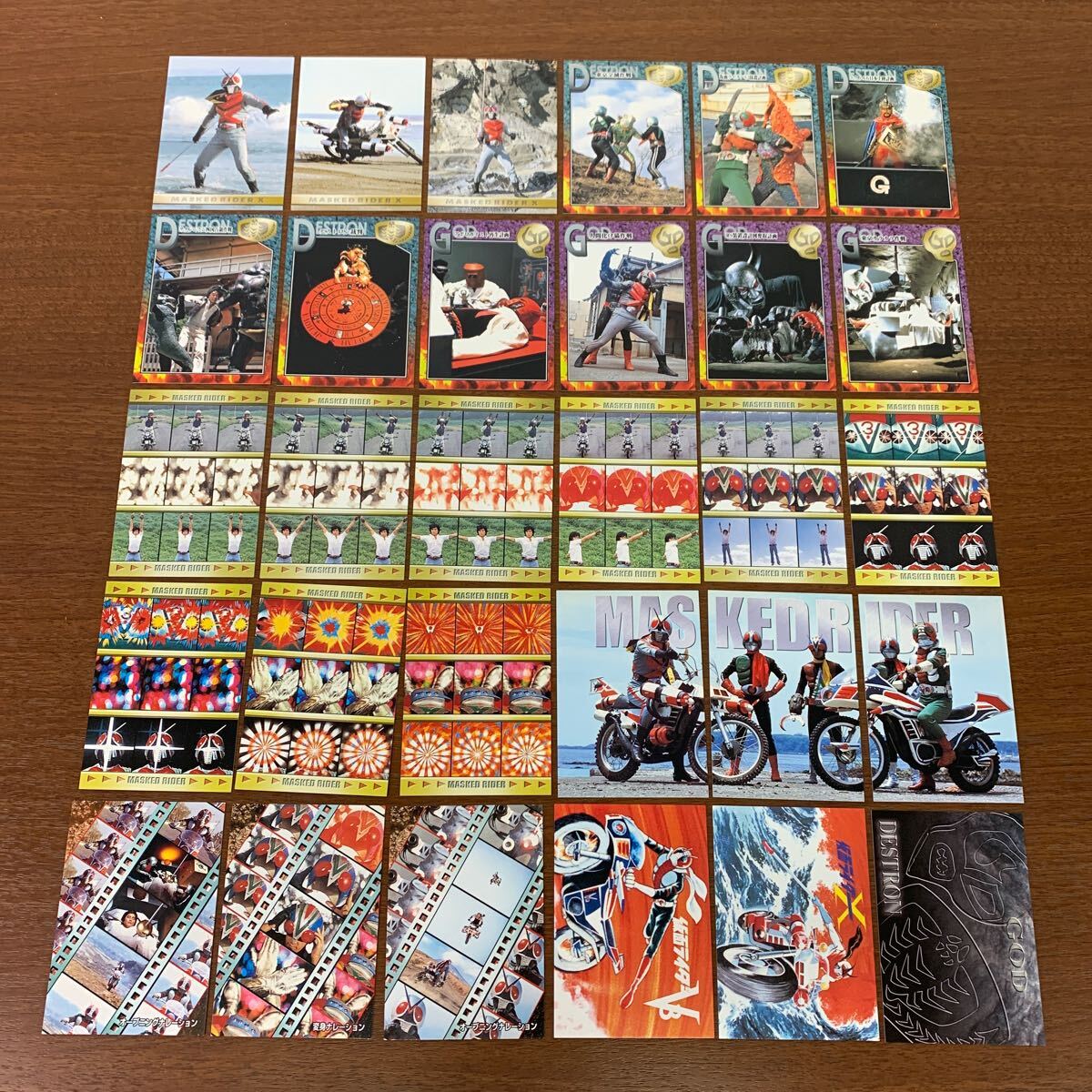 y アマダ 仮面ライダーV3 仮面ライダーX トレーディングコレクション