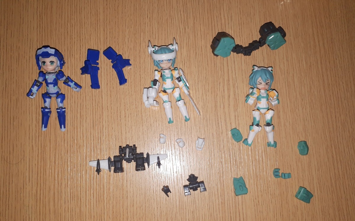 　デスクトップアーミー　シルフィー　クロム　中古品　ジャンク パーツ取り　送料込　ストライカー　ランチャー　バゼット_1