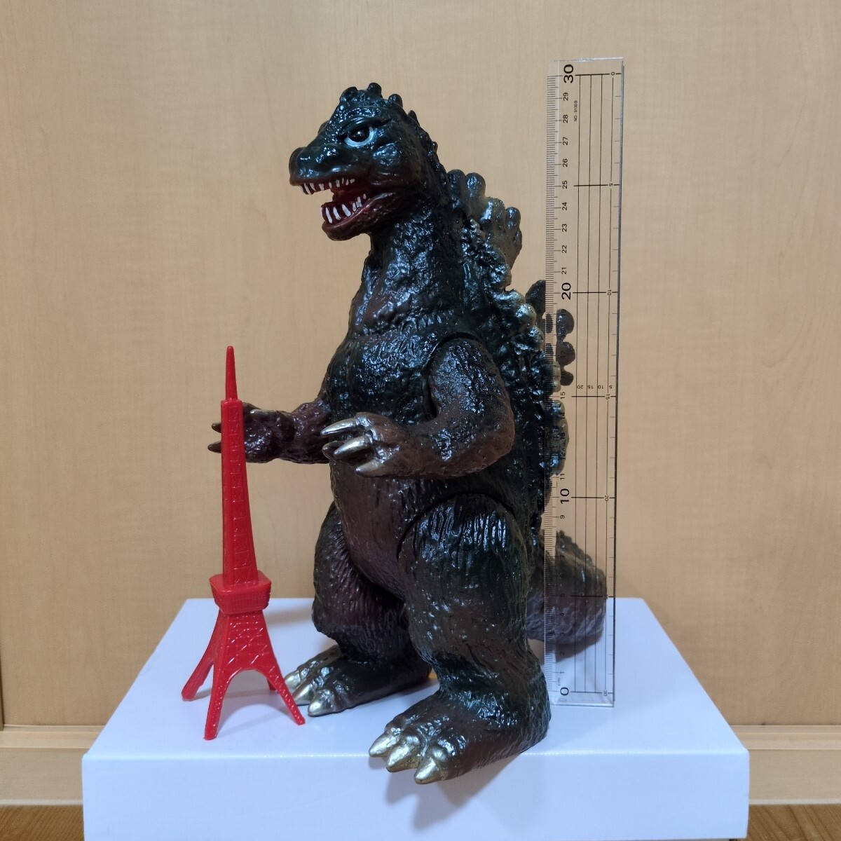 開封品 ブルマァク ジャイアントゴジラ 茶色 深緑 東京タワー付 ソフビ