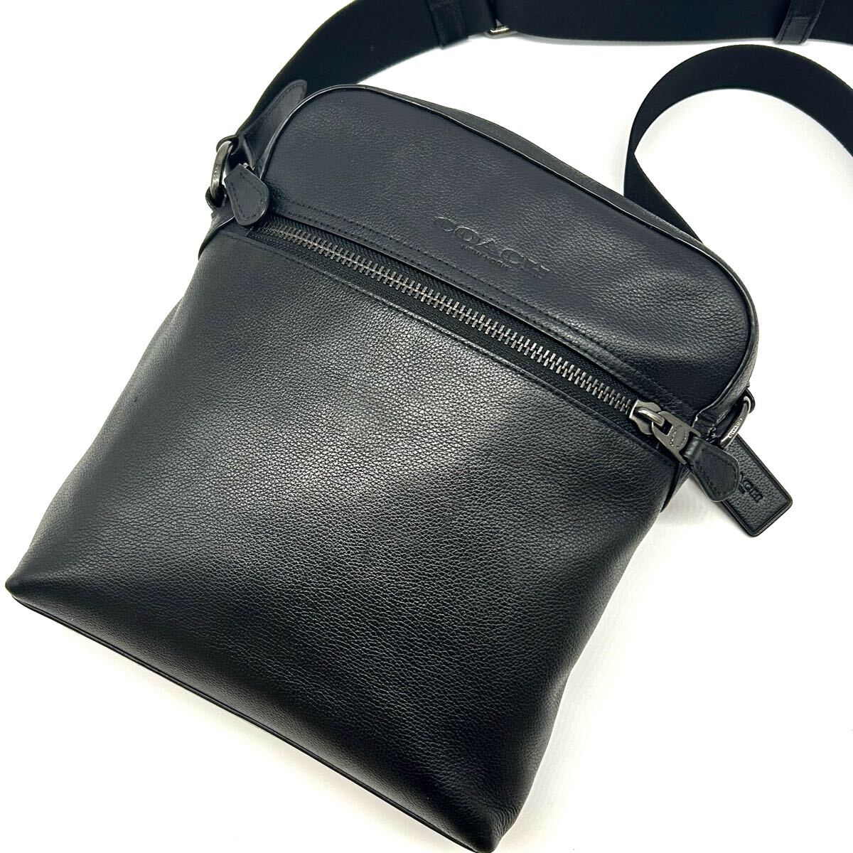 極美品★ コーチ メンズ COACH フライト バッグ ショルダーバッグ 1円○超美品○漢の逸品○COACH○コーチ メンズ フライトバッグ クロス