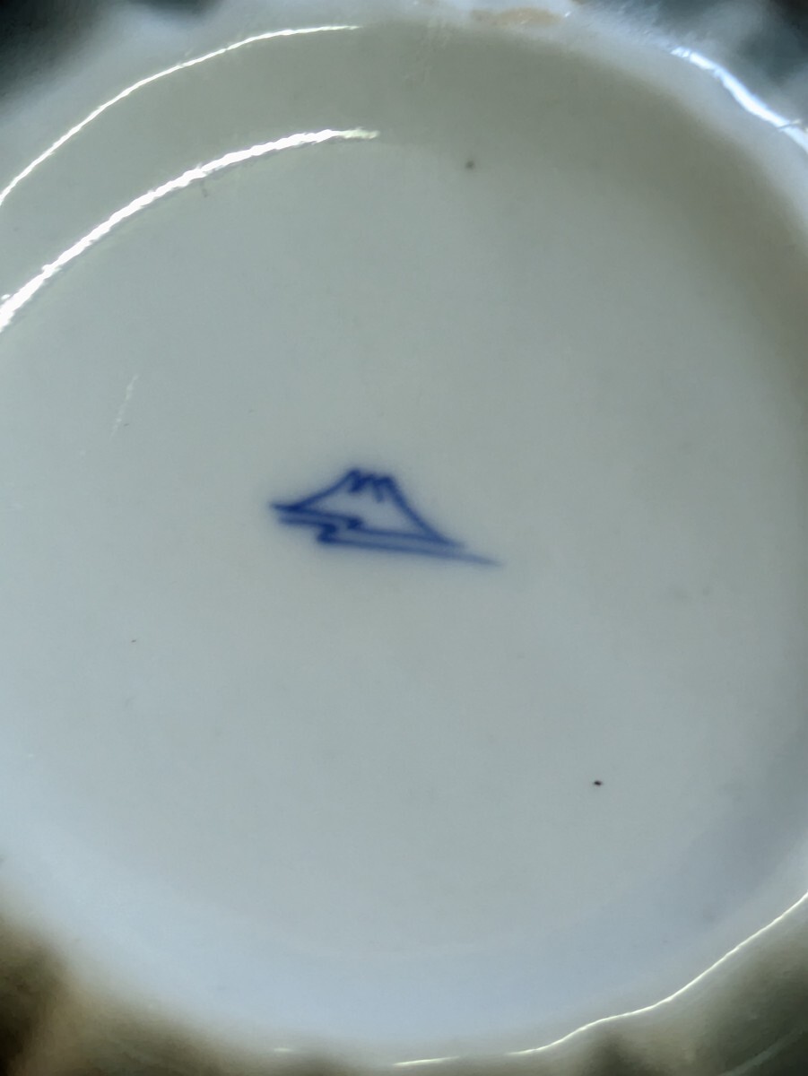 茶道具 香道具 深川製磁 青磁陽刻菊花文染付唐子図 香合 直径約6.5cm