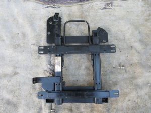 エブリィ　ＤＡ52　ＤＡ62　カワイ製作所　レカロ対応　シートレール　運転席　