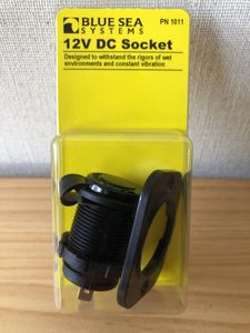 BLUE SEA SYSTEMS ブルーシー 12Vソケット1011新品