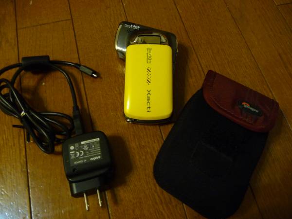 SANYO Xacti DMX-CA100【中古　美品】_3