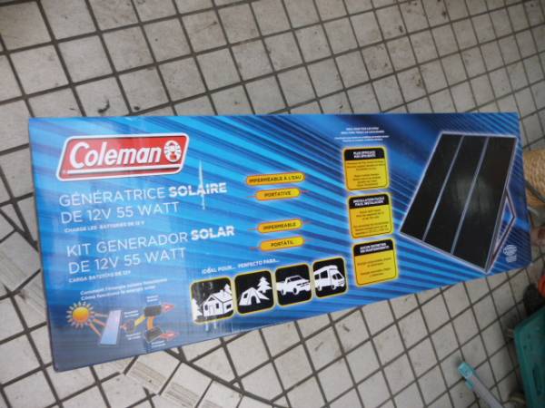 コールマン☆Colemanソーラーパネルキット55W12V/3枚入 設置台付  