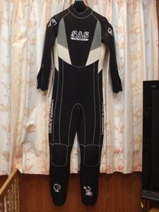 美品！　★　厚手タイプ！　SAS！　LMサイズ！　スキューバダイビングウエットスーツ！　