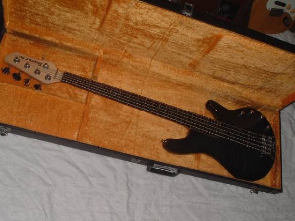 定価￥10万・Ibanez RD 605・5弦ベース！RDGR・ROAD GEAR激安 