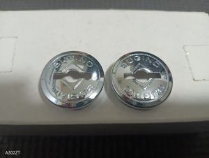 【未使用】SUGINO　クランクキャップ　スギノ　プラ製　銀