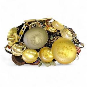 天皇 金杯の値段と価格推移は？｜9件の売買データから天皇 金杯の価値