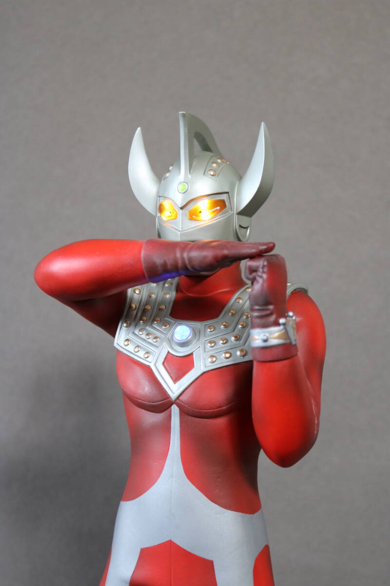 ウルトラマンシリーズ・ビッグサイズソフビフィギュア【ゾフィー
