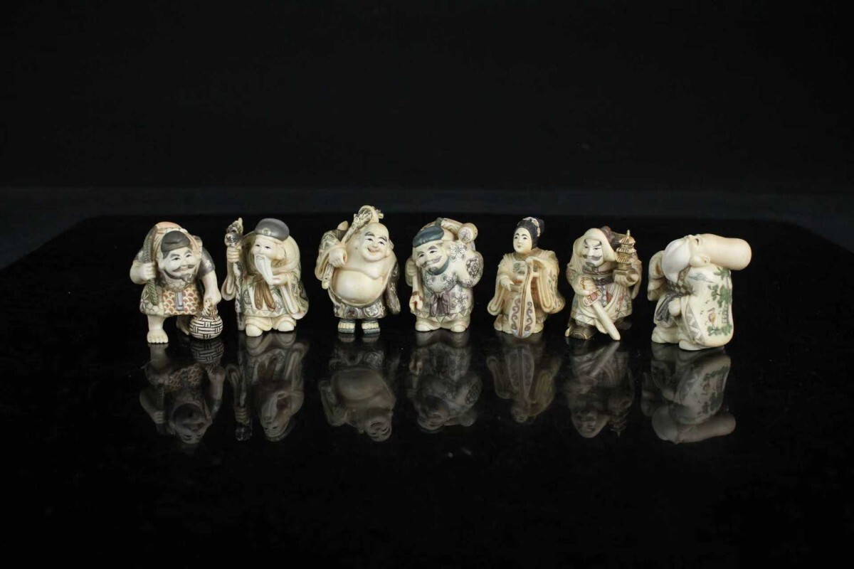 七福神置物の値段と価格推移は？｜159件の売買データから七福神置物の