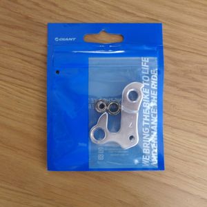新品未使用 giant rear derailleur hunger 51608002 escape ジャイアント ディレイラー