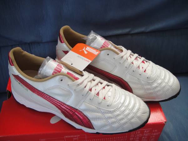 PUMA プーマ】 パラメヒコ ライト TT 白×ピンク×金 新品(25.5cm)｜売買