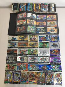 ガンダム　カードダス　レトロ 懐かしい初期「カードダス」のゲーム性に，今あえて本気で向き合って