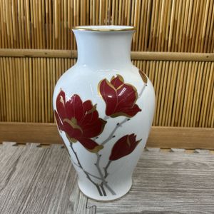 大倉陶園 花瓶のYahoo!オークション(旧ヤフオク!)の相場・価格を見る