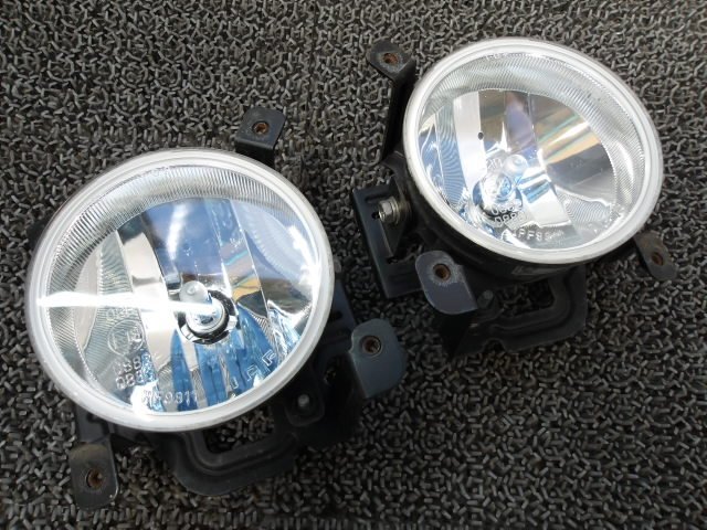 中古 スバル サンバー TT2 純正オプション フォグランプ フォグライト