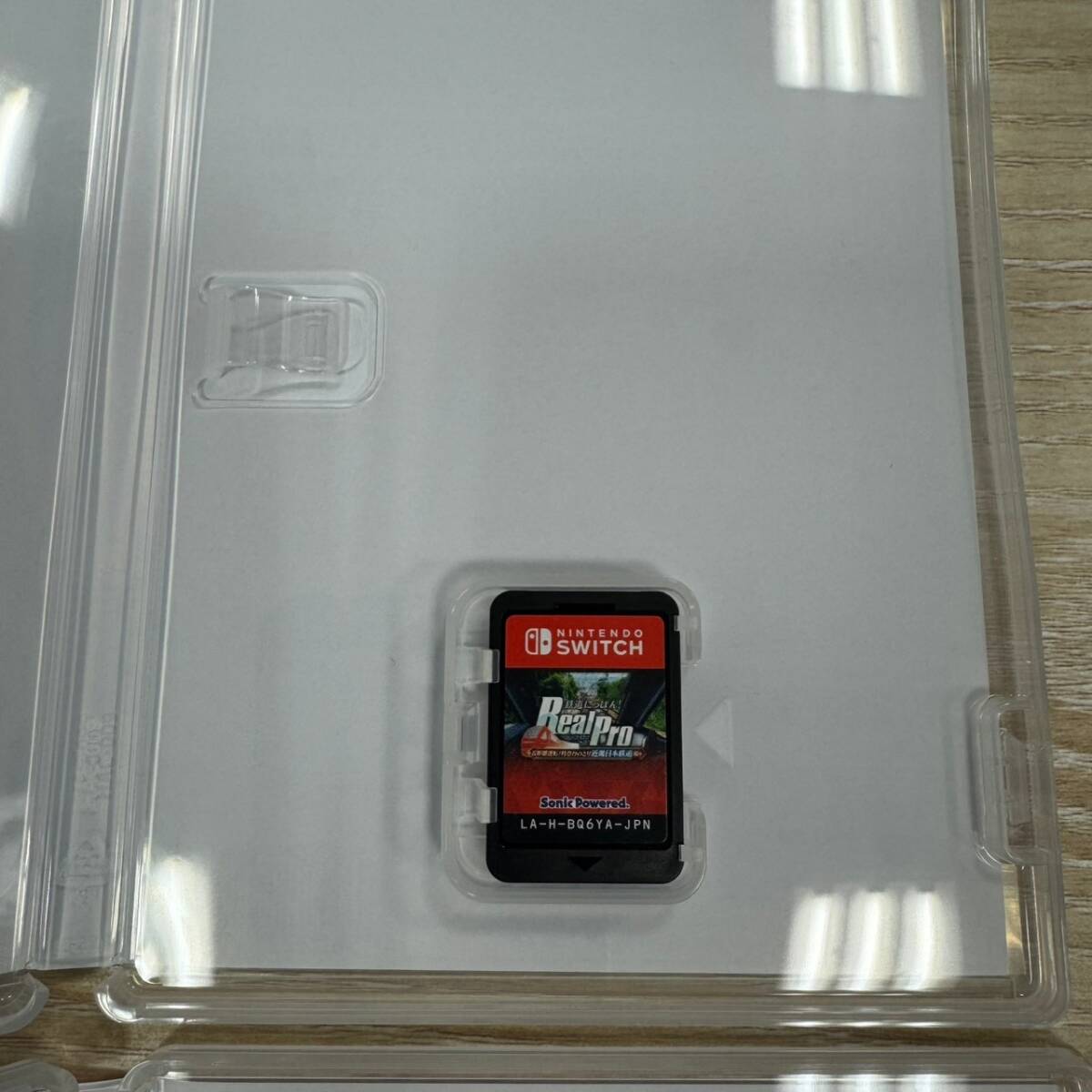 初期化済】 中古品 任天堂 NINTENDO switch本体 HAC-001 ソフト3本付
