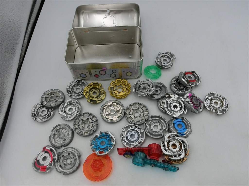 メタルファイト　ベイブレード まとめ売り 7個セット T【7w-74】【80サイズ】△1円～/未検品/メタルファイト ベイブレード
