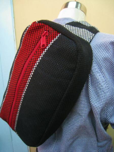 消防半纏のボディバッグ 消防団半纏|昭和レトロ|ハンドメイド|刺子ボディバッグ|1円希少(ボディ