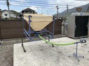 レザーコンテナの値段と価格推移は？｜56件の売買データからレザー 