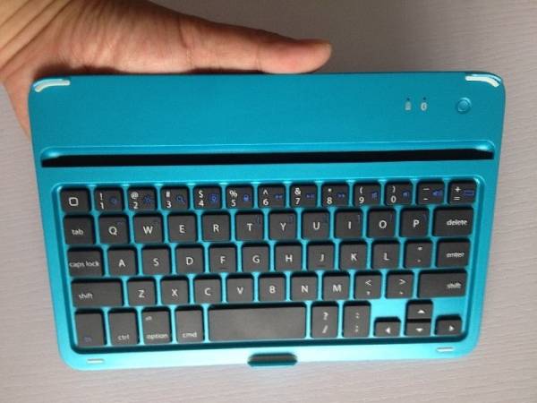 ipad mini用bluetooth(ブルートゥース)キーボードタイプカバー青_3