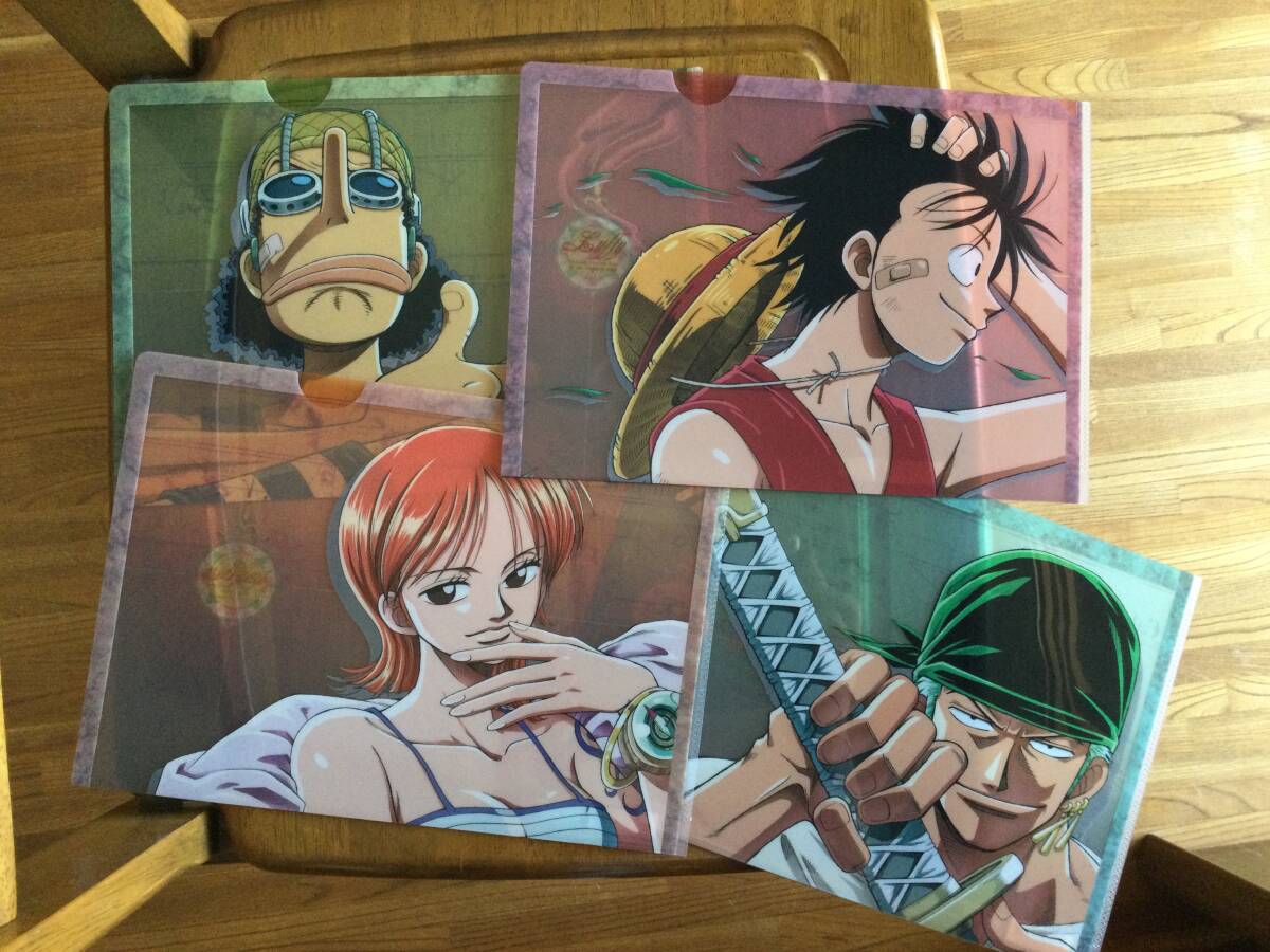 ワンピース ONE PIECE クリアファイル ルフィ ゾロ サンジ ナミ
