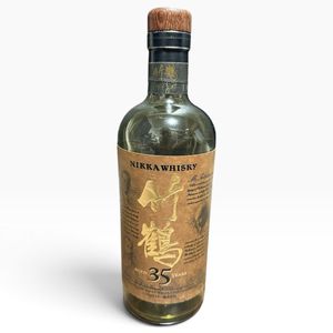 竹鶴35年の値段と価格推移は？｜2件の売買データから竹鶴35年の価値が