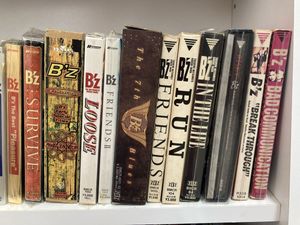 B'z アルバムの値段と価格推移は？｜103件の売買データからB'z
