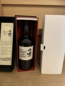 山崎 25年の平均価格は535,397円｜ウイスキーの価格相場・買取価格