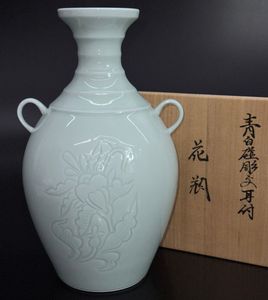 井上萬二 壺の値段と価格推移は？｜10件の売買データから井上萬二 壺の