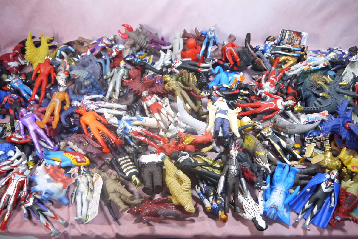 ウルトラヒーローシリーズの値段と価格推移は？｜638件の売買データ