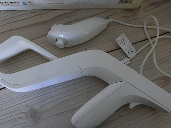 任天堂 Wiiザッパー＋ヌンチャク ソフトなし 中古品 箱付き_3