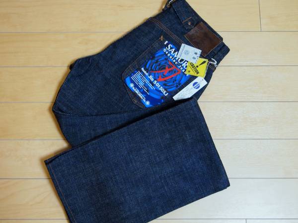 ★新品３割引き！サムライジーンズ S0130XJ Jinモデル タグ付き