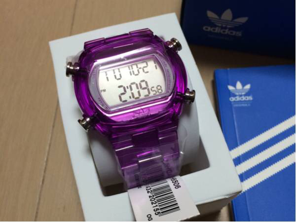 アディダス Adidas 腕時計 スポーツウォッチ スケルトン アディダス 売買されたオークション情報 Yahooの商品情報をアーカイブ公開 オークファン Aucfan Com