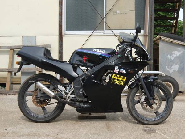 FRP製 TZR50 3TU ノーマルタイプフルカウル TZR50 3TU ブラック FRPフルカウル レストア用 売り切り(ヤマハ)｜売買