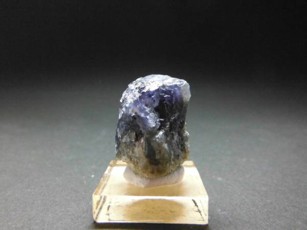 【鉱物標本】ブラジル産菫青石_2