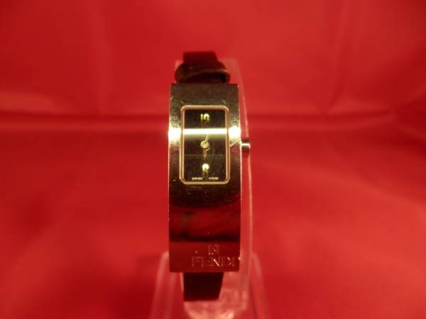 FENDI　フェンディ　クォーツ腕時計　中古　動作確認済み