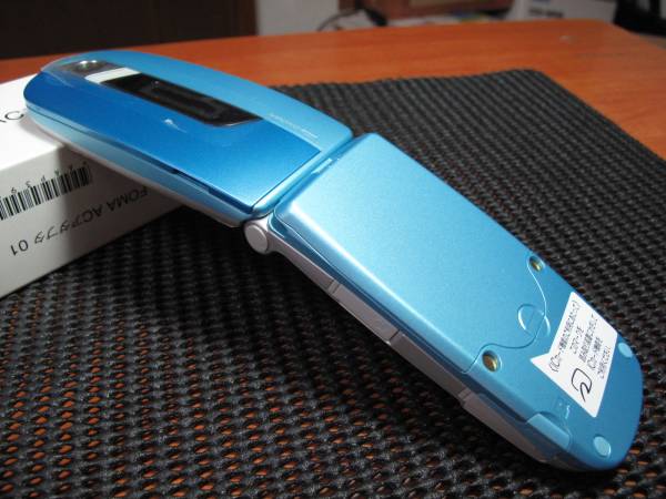 ☆ NTT Docomo FOMA N901iC 極美品 ガラケー スパイクブルー_2