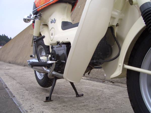 ホンダ シャリー 初期型 鉄かぶと 花柄シート 極上 札幌発(50cc以下