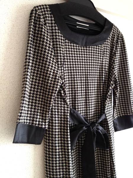 ミルクティーmilk Tea ワンピース 授乳 お宮参りフォーマル ワンピース 売買されたオークション情報 Yahooの商品情報をアーカイブ公開 オークファン Aucfan Com