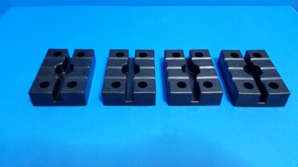 ビシャモン スギヤス ２柱リフト 新品ゴムパット ４個セット