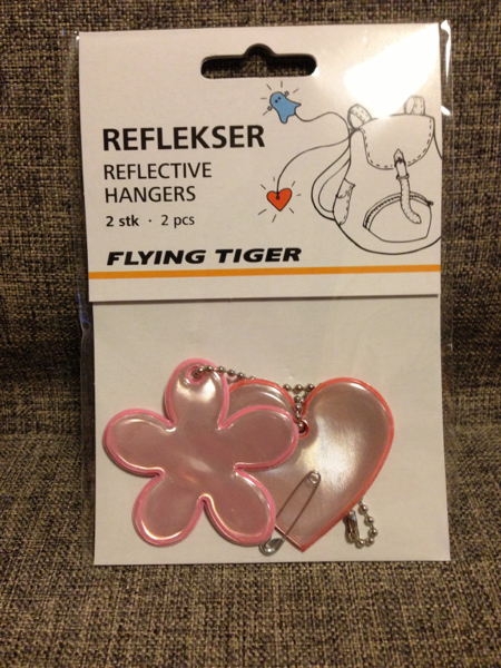 フライングタイガー Tiger リフレクター 花 ハート 反射板 一般 売買されたオークション情報 Yahooの商品情報をアーカイブ公開 オークファン Aucfan Com