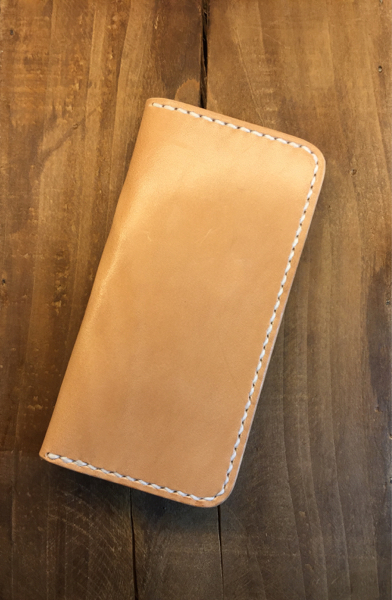 iPhone6ケース ヌメ革 サドルレザー 多脂革 手縫 ハンドメイド