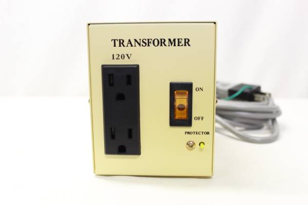 美品 豊澄電源機器社製 TOYOZUMI トランスフォーマー JP600U